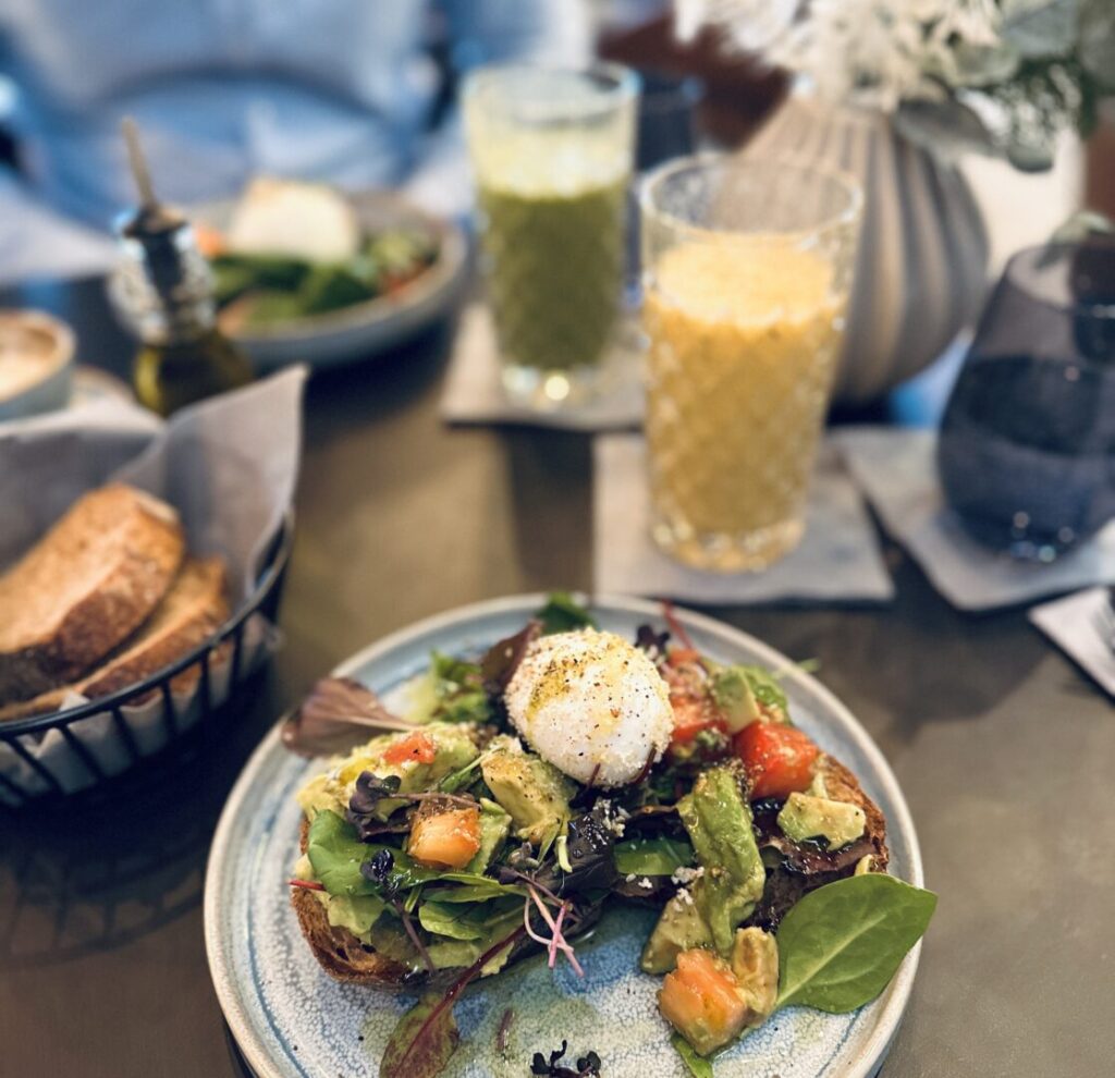 Brunch in der Eduard's Bar © Murmelz