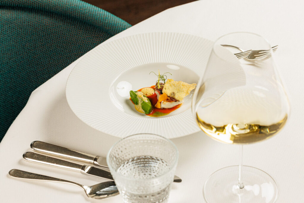 Rotbarbe mit Petersilienpüree Bouillabaisse Aioli